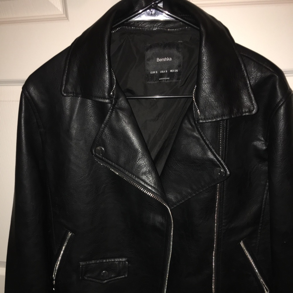 Black leather jacket 🧥